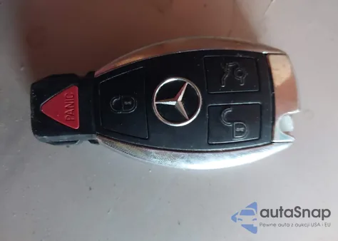 2014 Mercedes-Benz C 250 Sport z USA, uszkodzony, nr VIN WDDGF4HB6EA955208